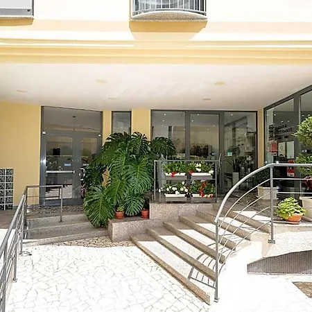 Auditorium فندق 3*